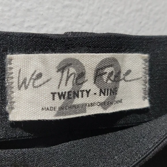 WE THE FREE BOHEMIAN SOUTHWESTERN COASTAL COWGIRL FLARED LEG BLACK DENIM JEAN 29 - Picture 5 of 12